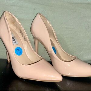 Steve Madden Elegant Nude Heels